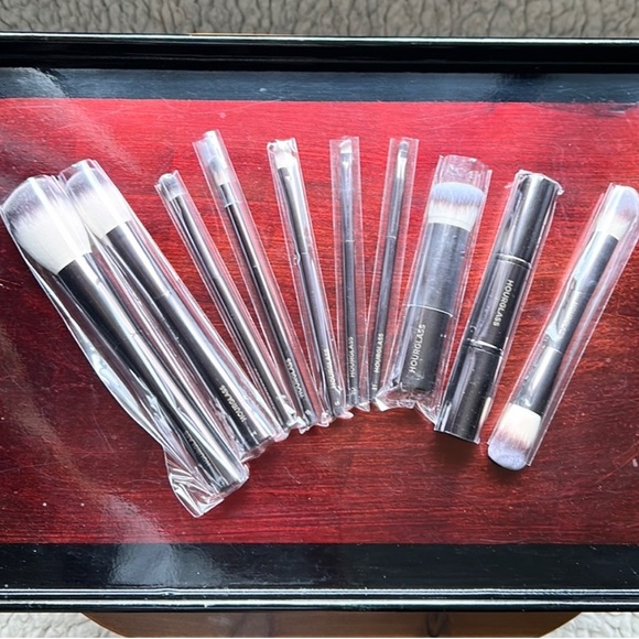 Hourglass Makeup Hourglass Makeup Brush Piece Set Poshmark
